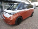 Volkswagen ID. Buzz 77 kWh 150 kW Pro - mit Elektro-Antrieb: Orange, Van