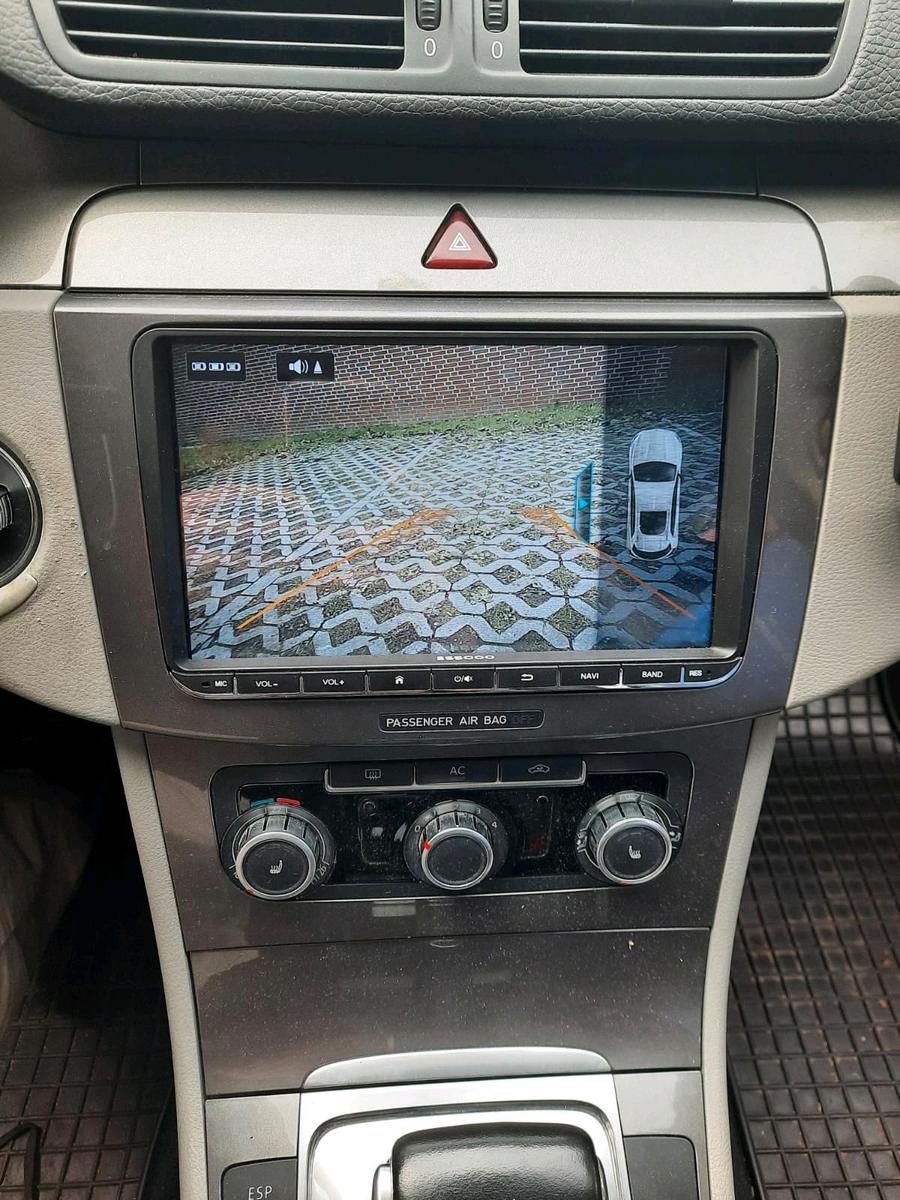Volkswagen Passat 2010 — photo 14