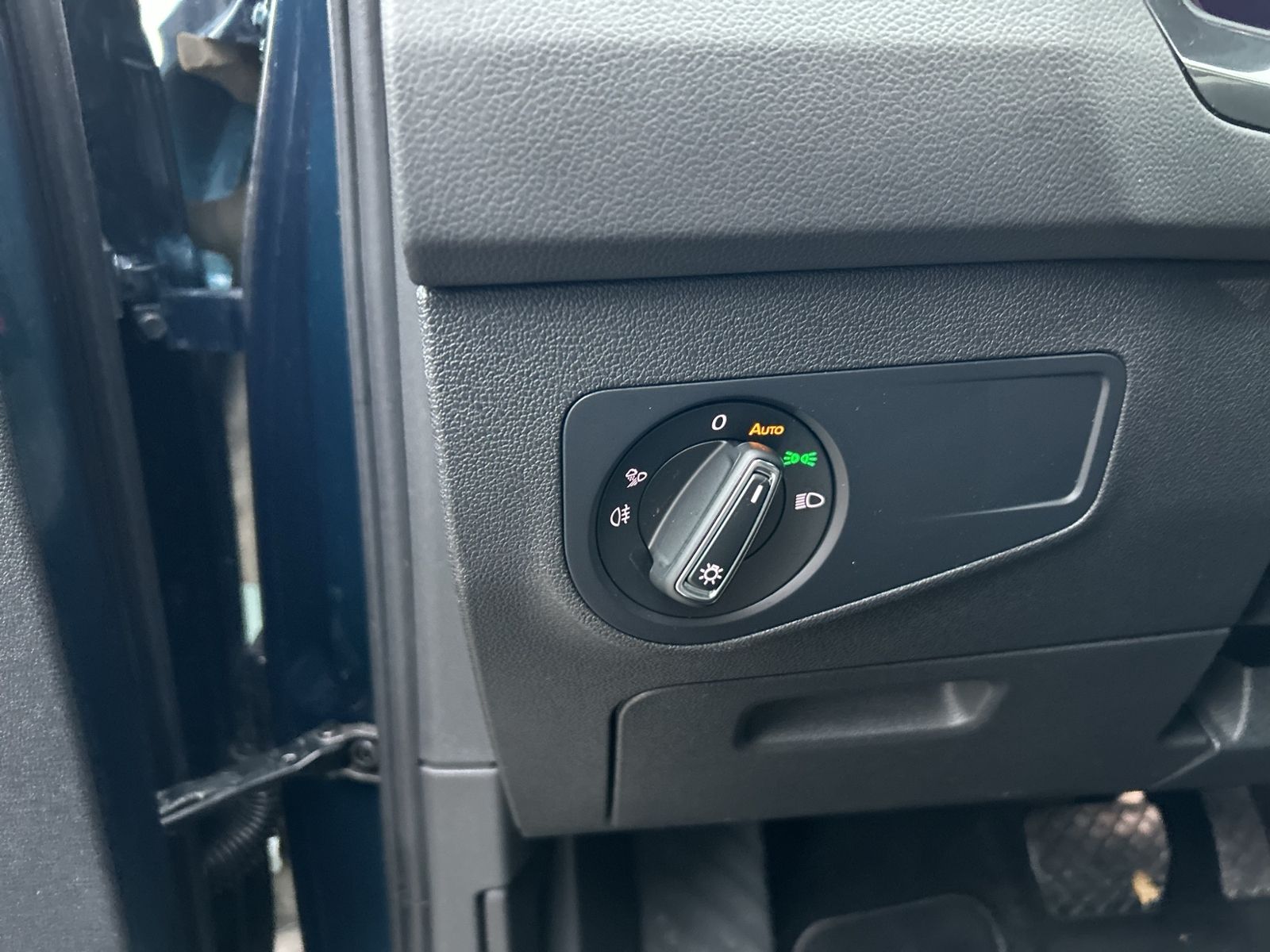 Tiguan Life 2,0 l TDI 4MOTION, AHK, IQ Light, Bu