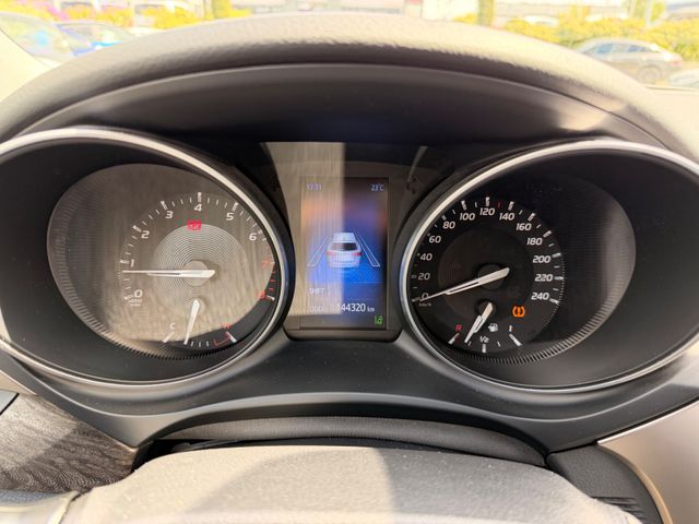 Toyota Avensis Touring Sports Executive