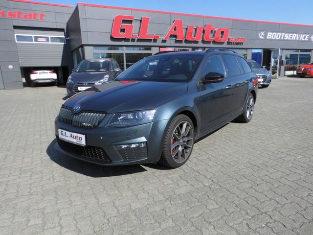 Skoda Octavia Combi RSAHKNAVIXENONSTANDHZGPDCSH