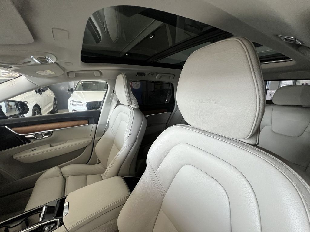 Volvo V90 T8 Inscription AWD HeadUp Pano WinterPro LED