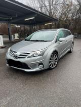 Toyota avensis - gebrauchte Toyota Avensis aus dem Jahr 2012