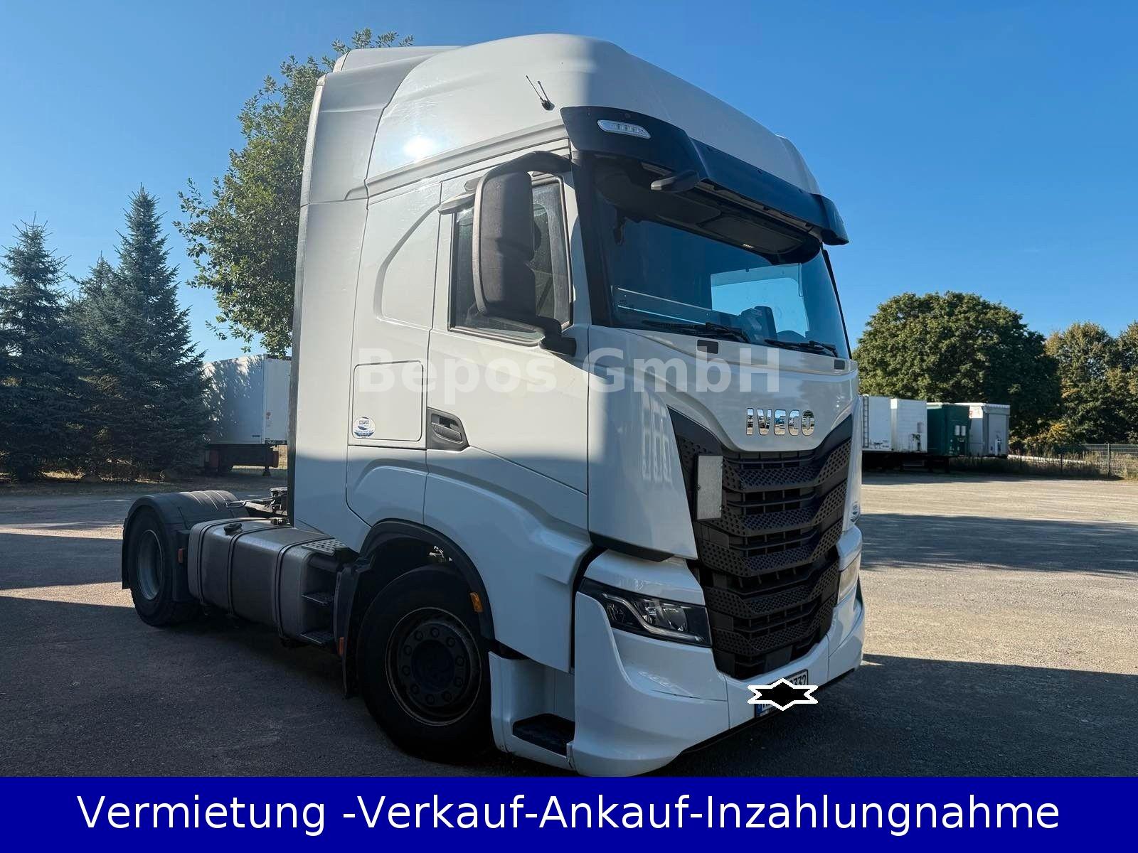 Iveco S-Way AS440 ST/P