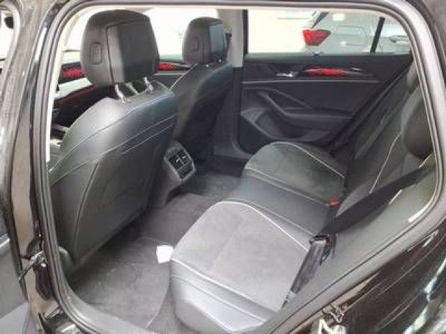Volkswagen Passat Variant - Bild 7