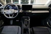 Volkswagen T-Roc 1.5eTSI DSG Trend AHK LED Totwinkel AppCon