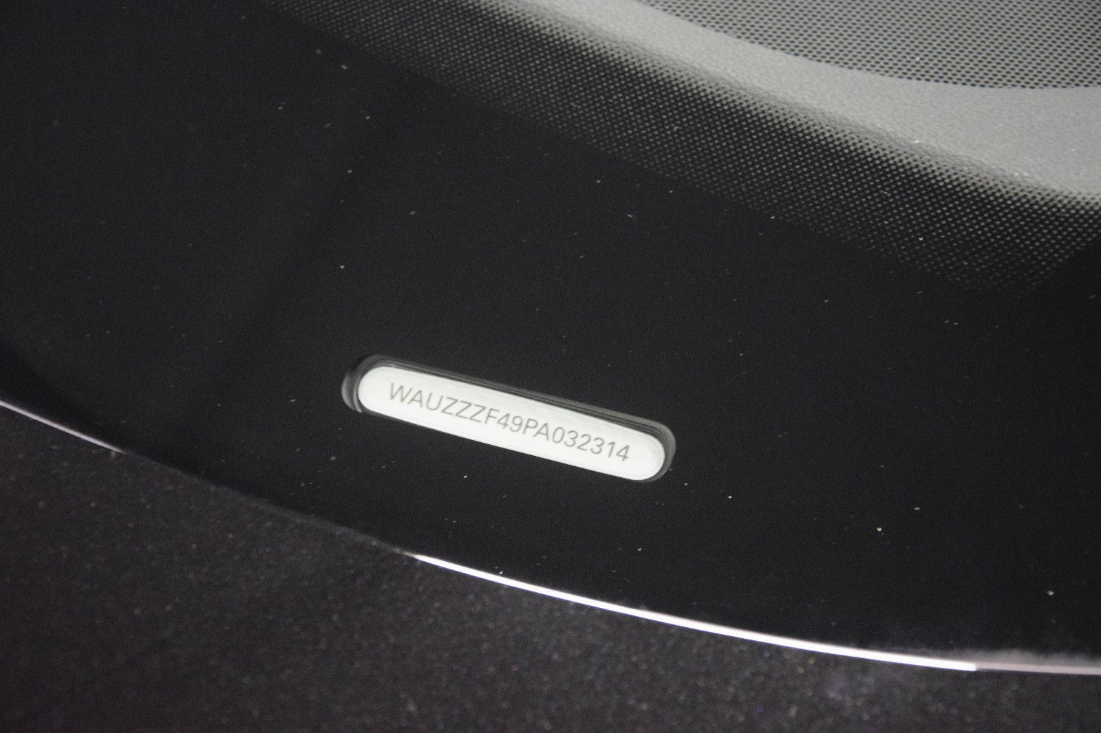 Fahrzeugabbildung Audi A4 Avant 40 TDI S line MATRIX 3-Zonen ACC
