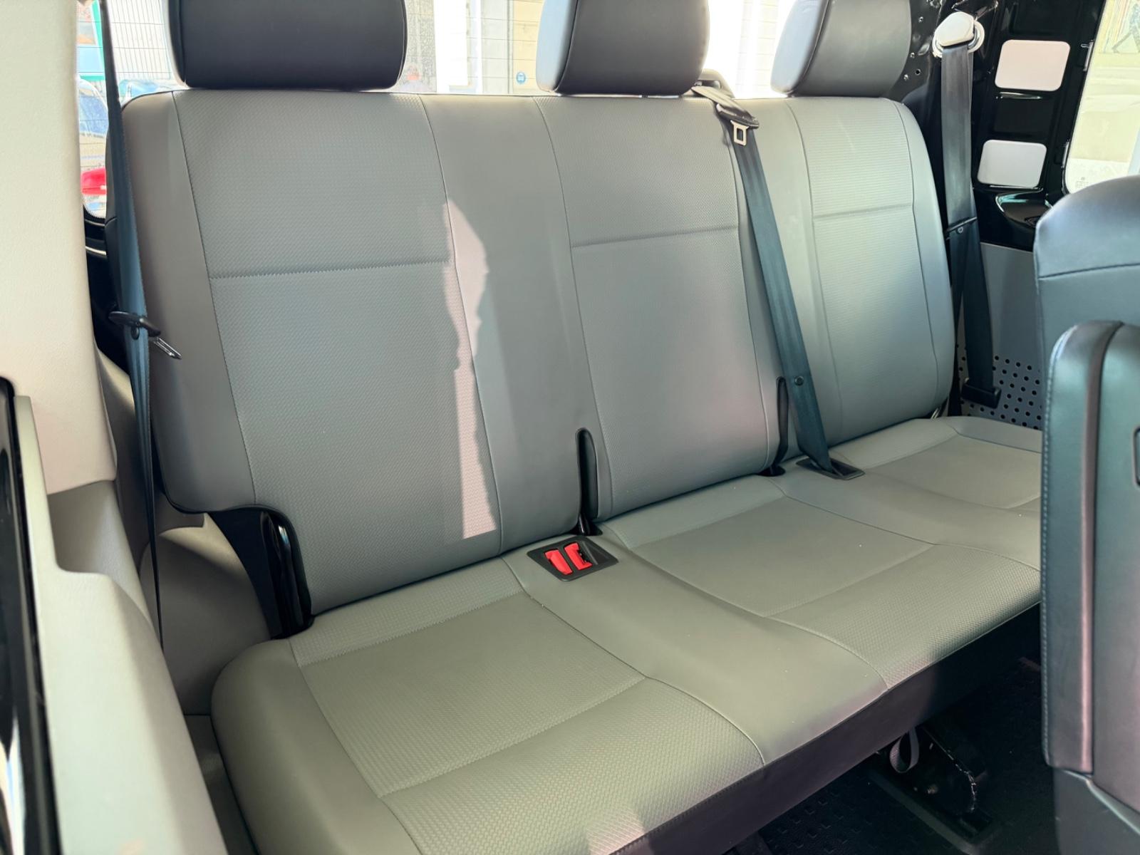 Volkswagen T6  9Sitzer