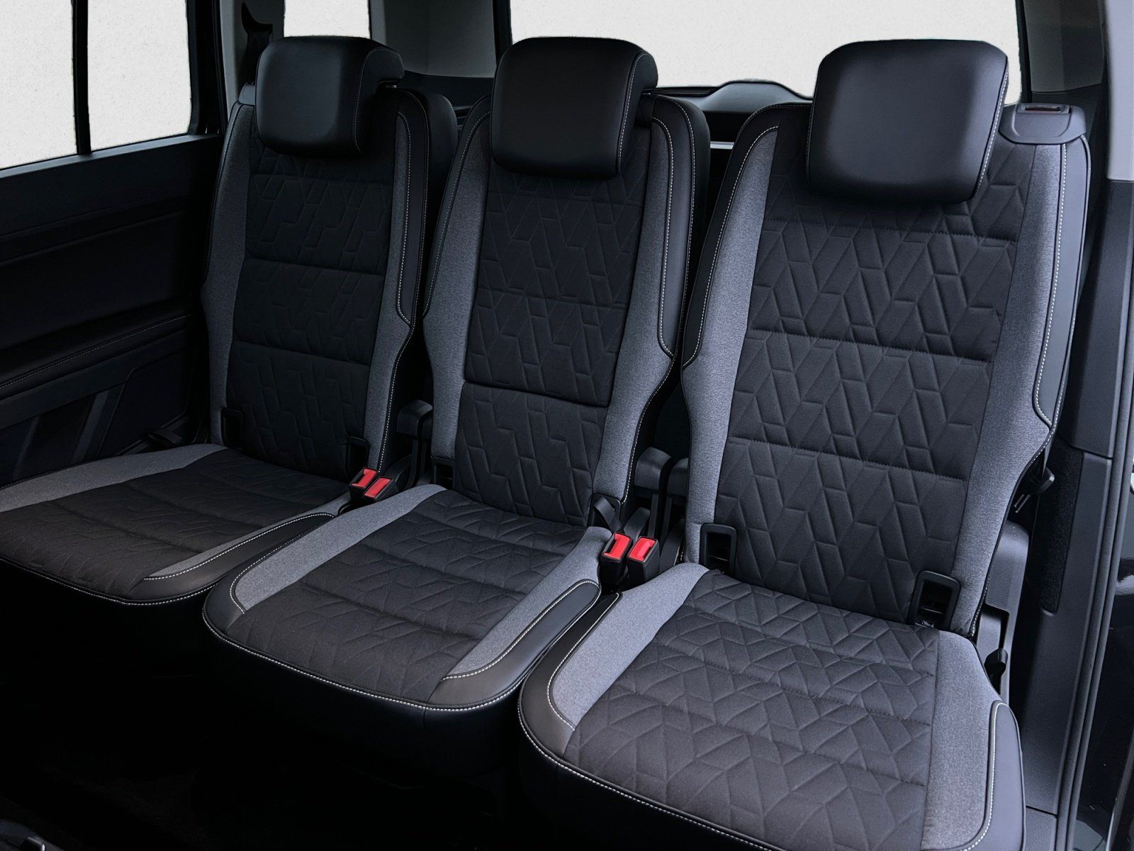 Volkswagen Touran - Bild 10