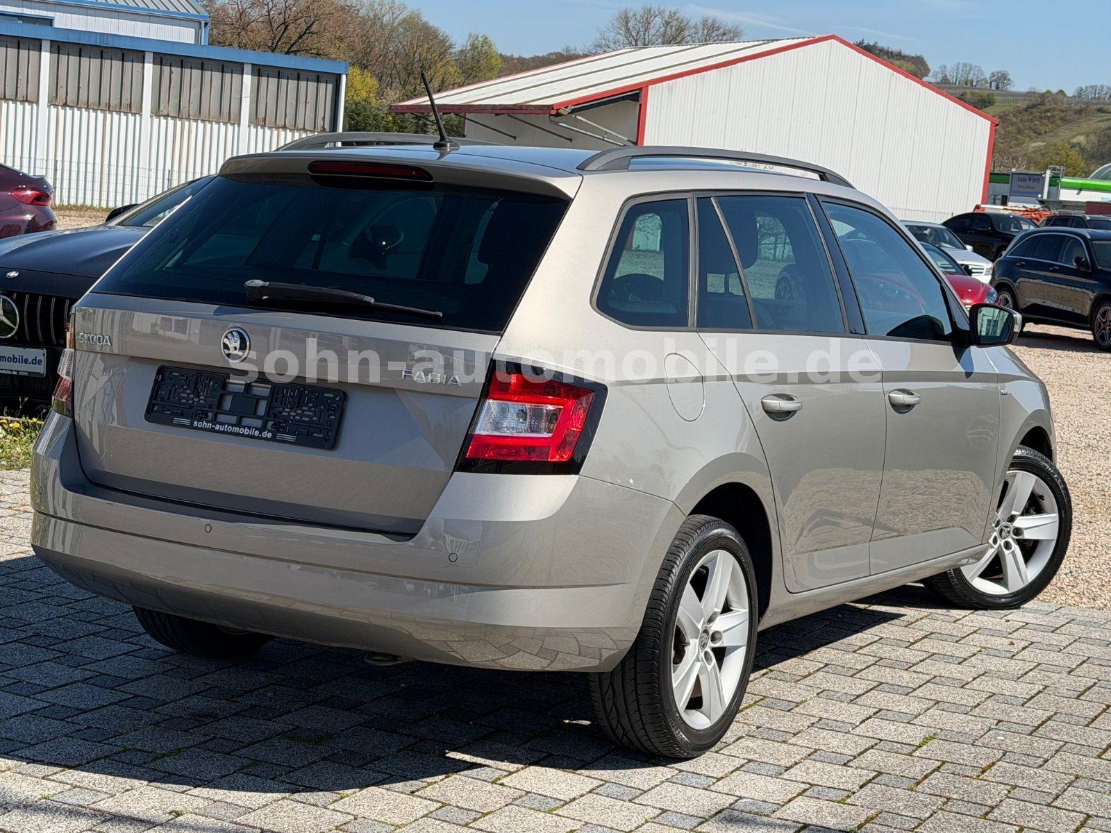Skoda Fabia Combi nur 19.000km Automatik/Navi/SHZ/ACC