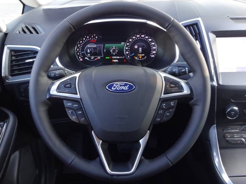 Fahrzeugabbildung Ford S-MAX 2.5 Duratek (FHEV) Hybrid Titanium AHK