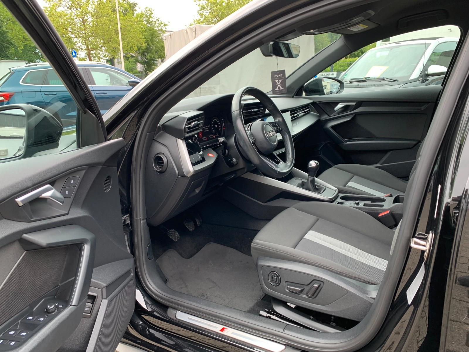 Audi A3 Sportback 30 TFSI S line, миниатюра 5