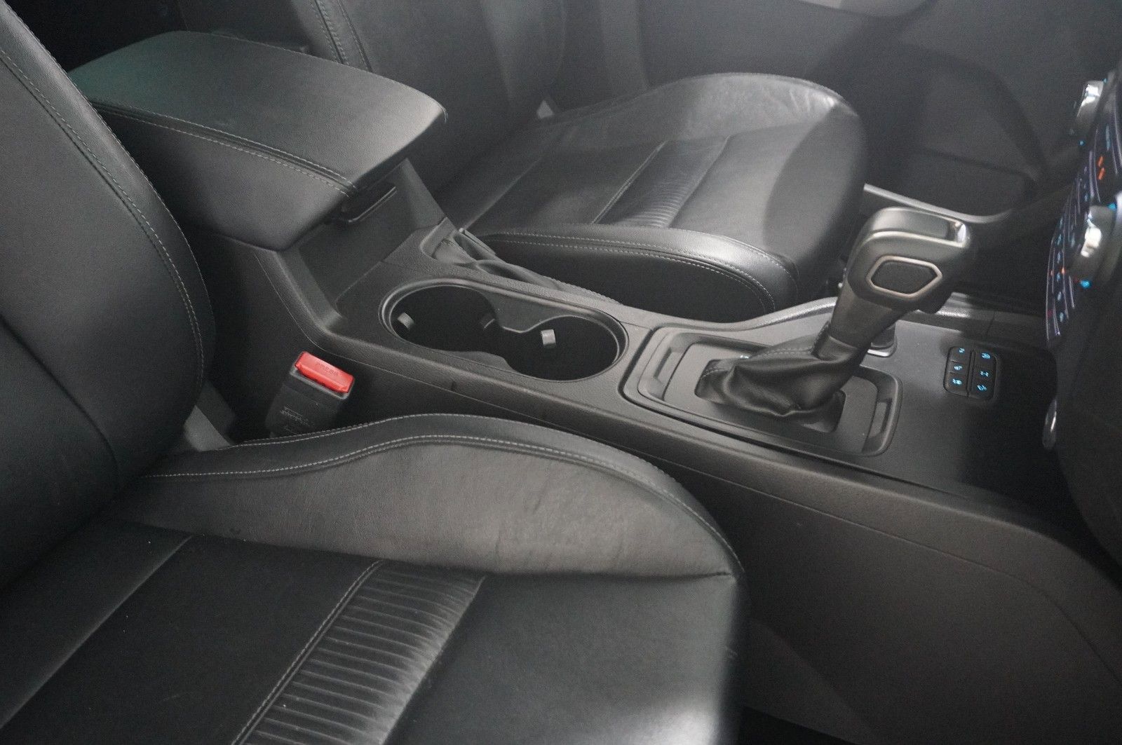 Fahrzeugabbildung Ford Ranger 2.0D LIMITED 4X4 EXTRA NAVI/LED/LEDER/AHK