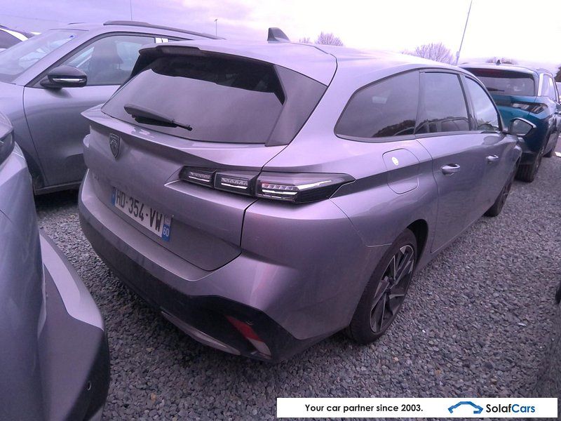 Peugeot 308 1.5 BlueHDi Allure Aut. LED I-Cockpit 1/2 L imagem 2
