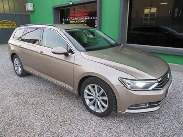 Volkswagen Passat - 4