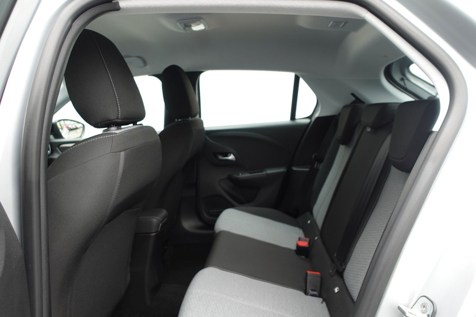 Fahrzeugabbildung Opel Corsa 1.2 Edition Automatik Allwetter,PDC,Kamera