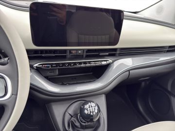 Fiat 500 1.0 48 kW La Prima Kam.+KeyLess+LED