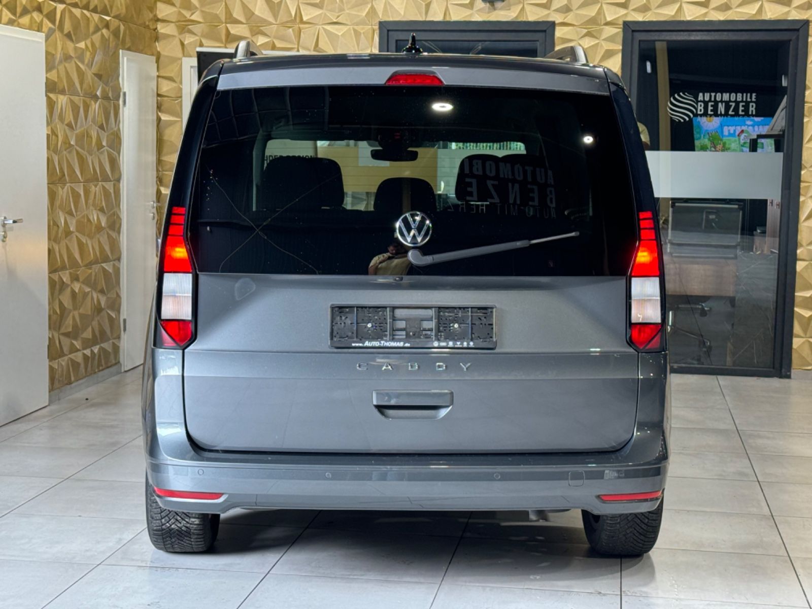 Fahrzeugabbildung Volkswagen Caddy Move//PANO//NAVI//KAMERA//SHZ//ACC