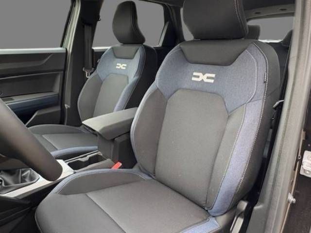 Fahrzeugabbildung Dacia Bigster Expression TCe 140