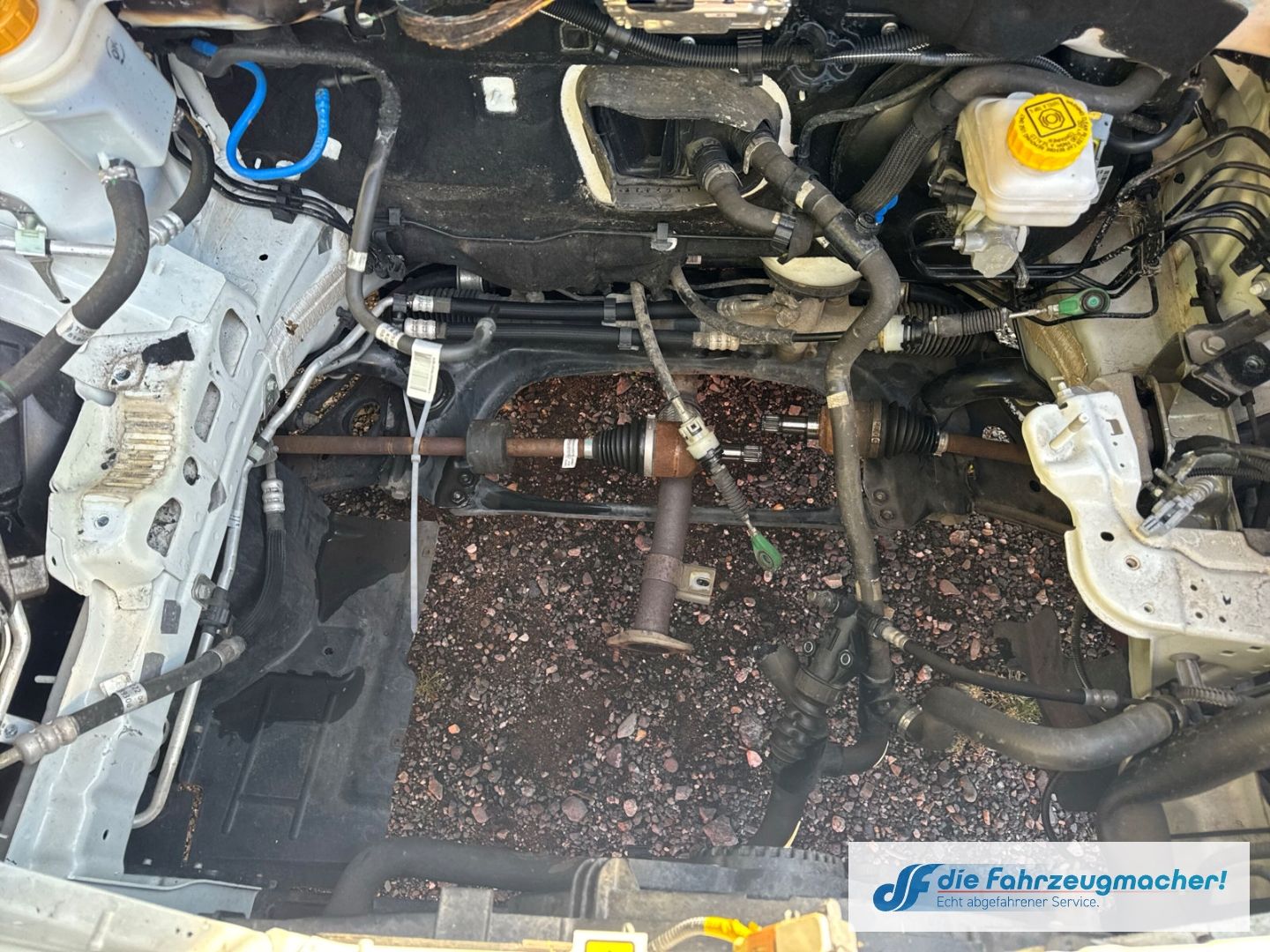 Fahrzeugabbildung Fiat Doblo Basis Kasten 1.4 *BRANDSCHADEN * MOTOR ZER