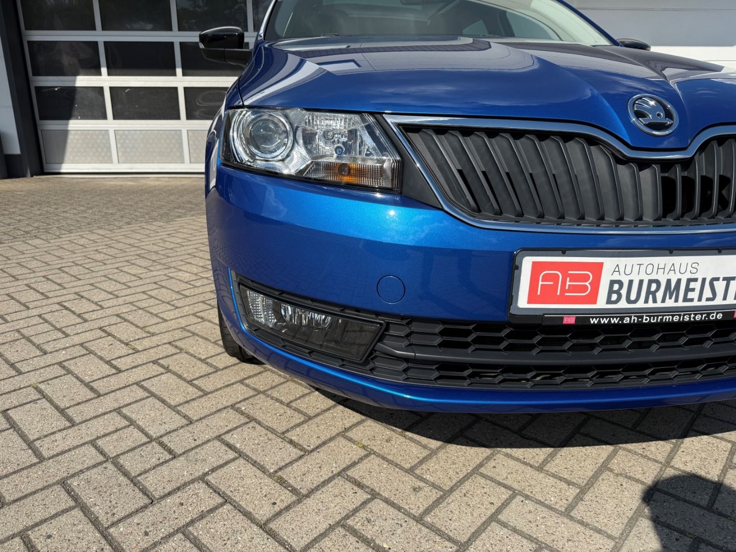 SKODA Rapid Spaceback Emotion Plus 1.2 TSI AHK Pano Na - Image 8