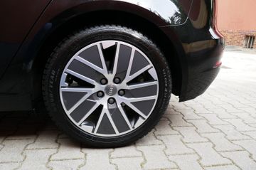 Fahrzeugabbildung Audi A3 Sportback 35 TFSI sport, Bi-Xenon