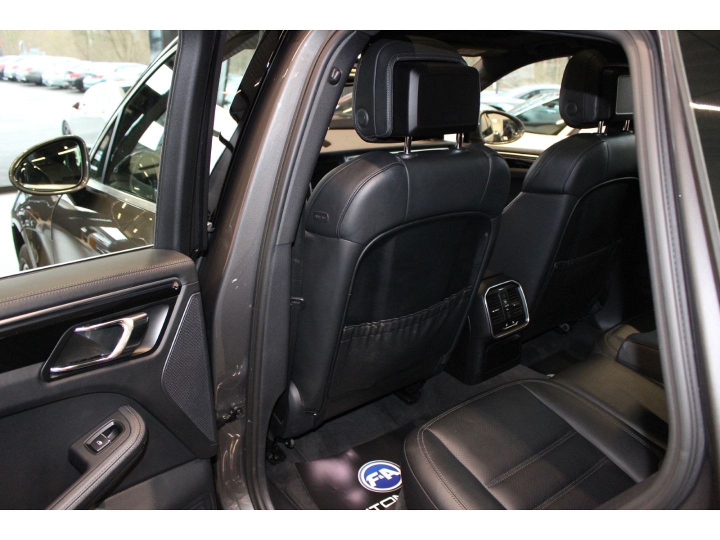 Fahrzeugabbildung Porsche Macan S Diesel Sport Chrono 2.Hand*Pano*Bose