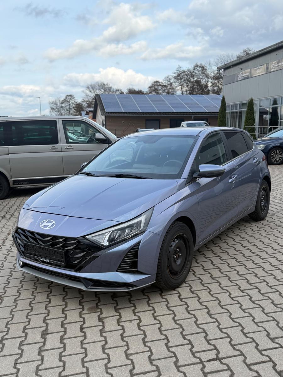 Hyundai i20 Lenkradheizung/Sitzheizung hinten/6-Gang