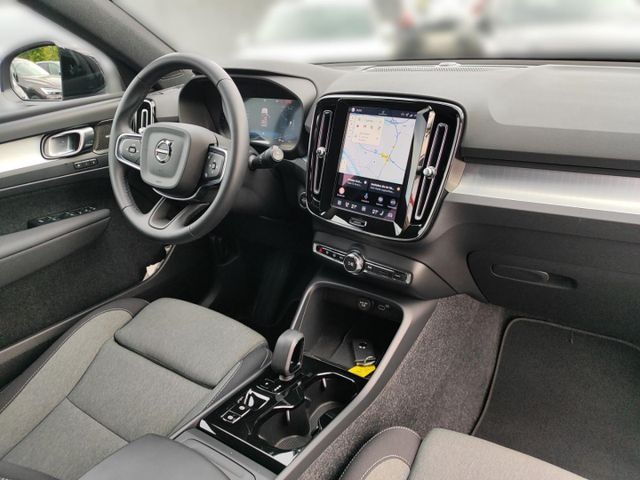 VOLVO XC 40 (Bild 23 von Array)