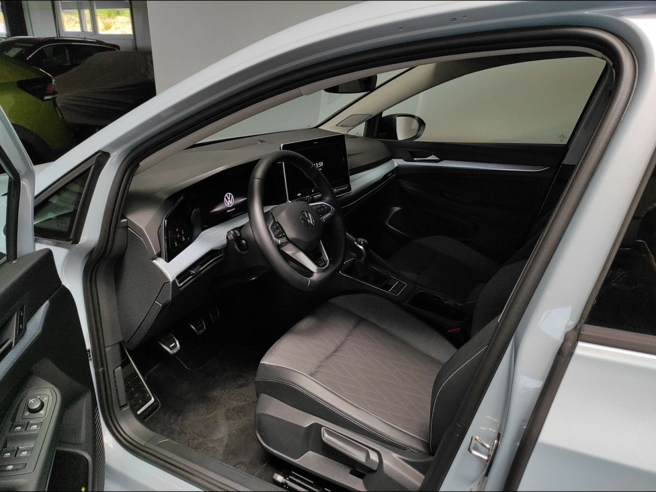 Volkswagen Golf 8 GOAL 1.5 TSI LED NAVI PCD ACC APP-CONNECT foto 5