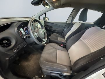 Toyota Yaris - 9