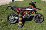 KTM 690smc r - KTM SM R
