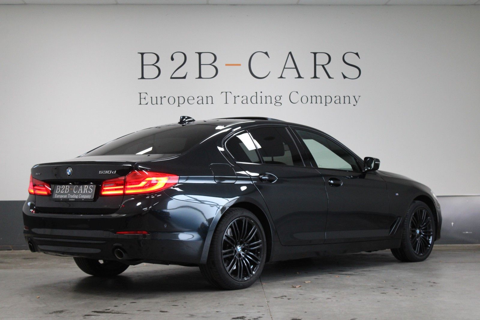 BMW 530d xDrive Limo - Sportline - Dach - LED | HUD imagem 3