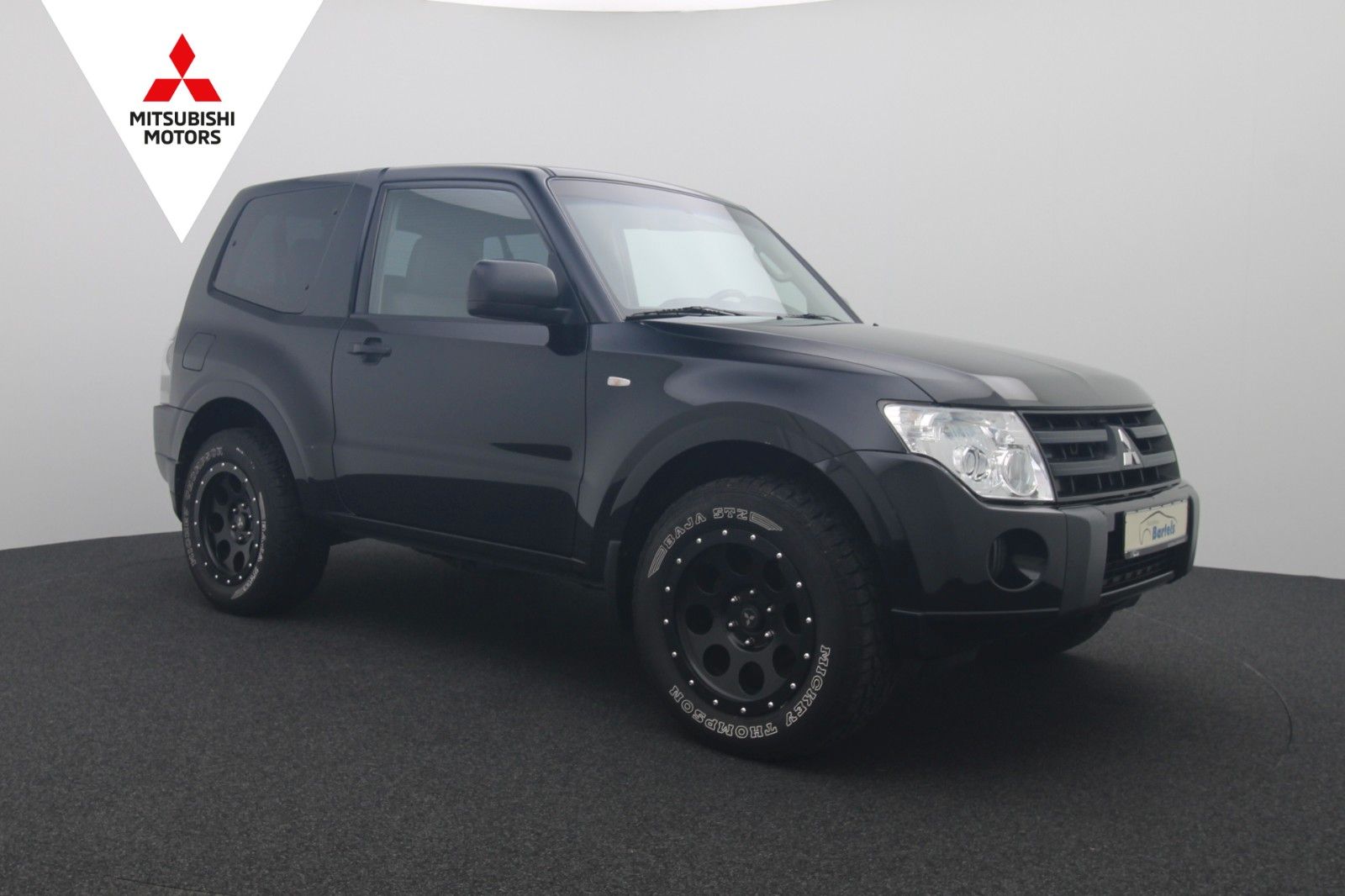 Fahrzeugabbildung Mitsubishi Pajero 3.2 DI-D Inform