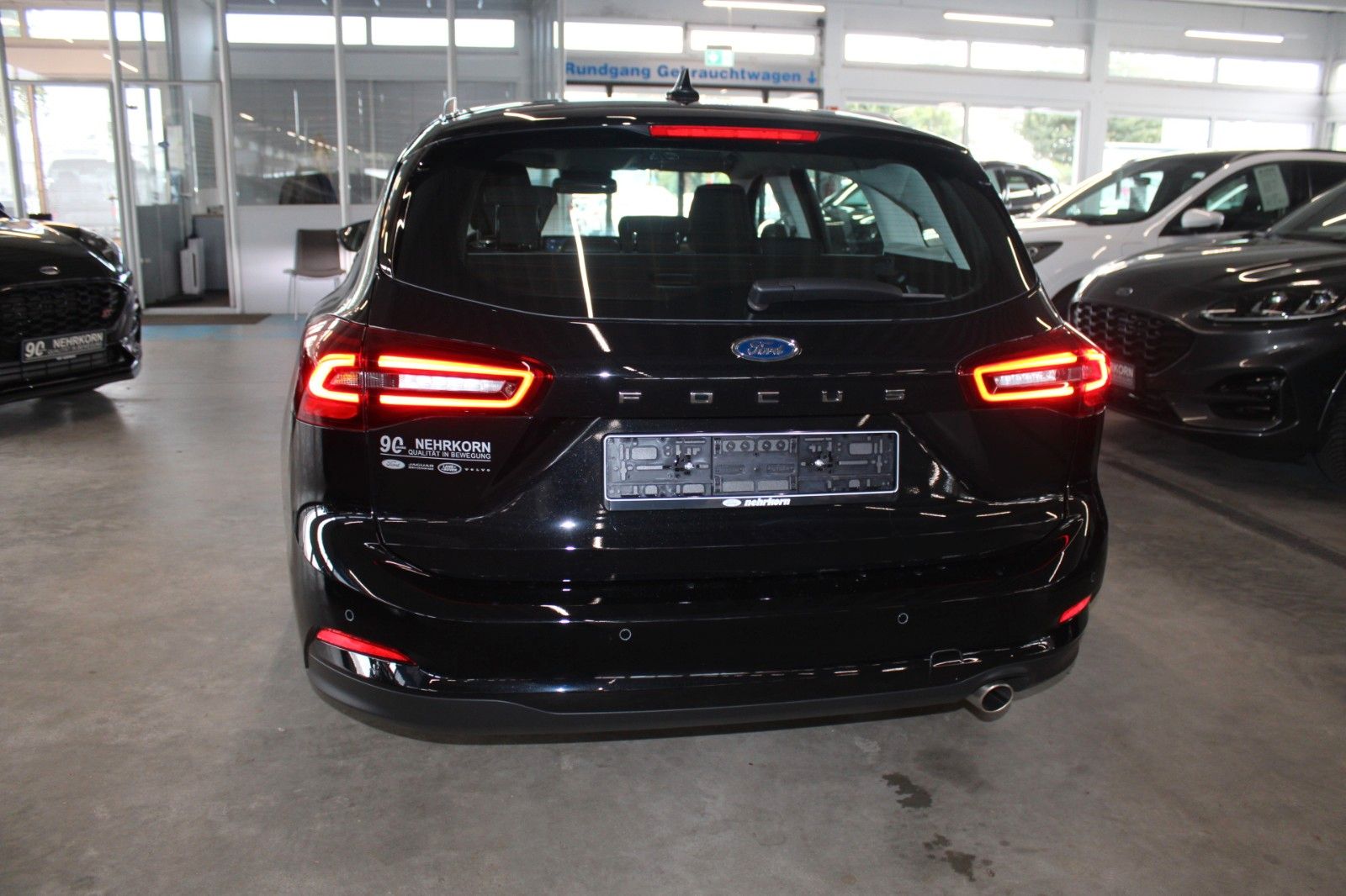 Fahrzeugabbildung Ford Focus MHEV Titanium Turnier LED NAVI WinterPaket