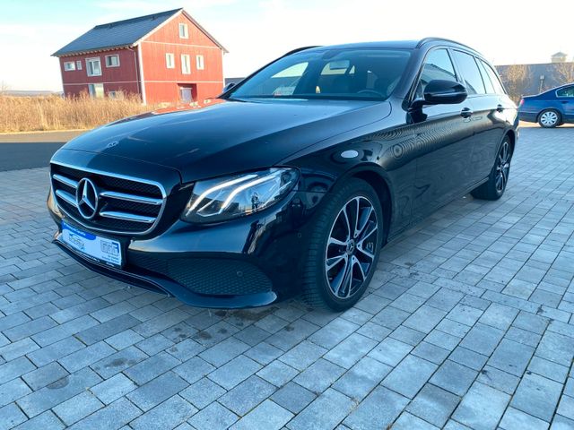 Mercedes-Benz E 220 d 4Matic|T-Modell|LED|NAVI|TOP