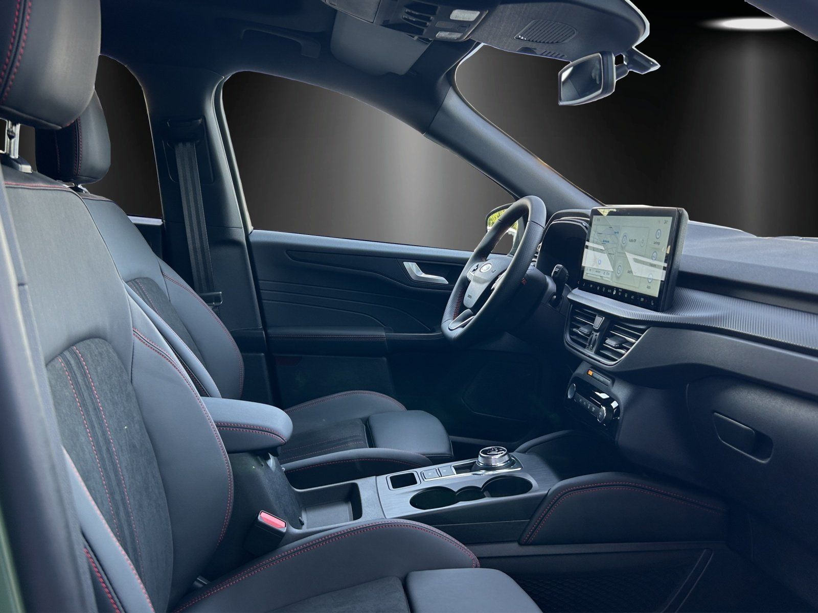Fahrzeugabbildung Ford Kuga ST-Line X FHEV Allrad HUD El. Panodach Navi