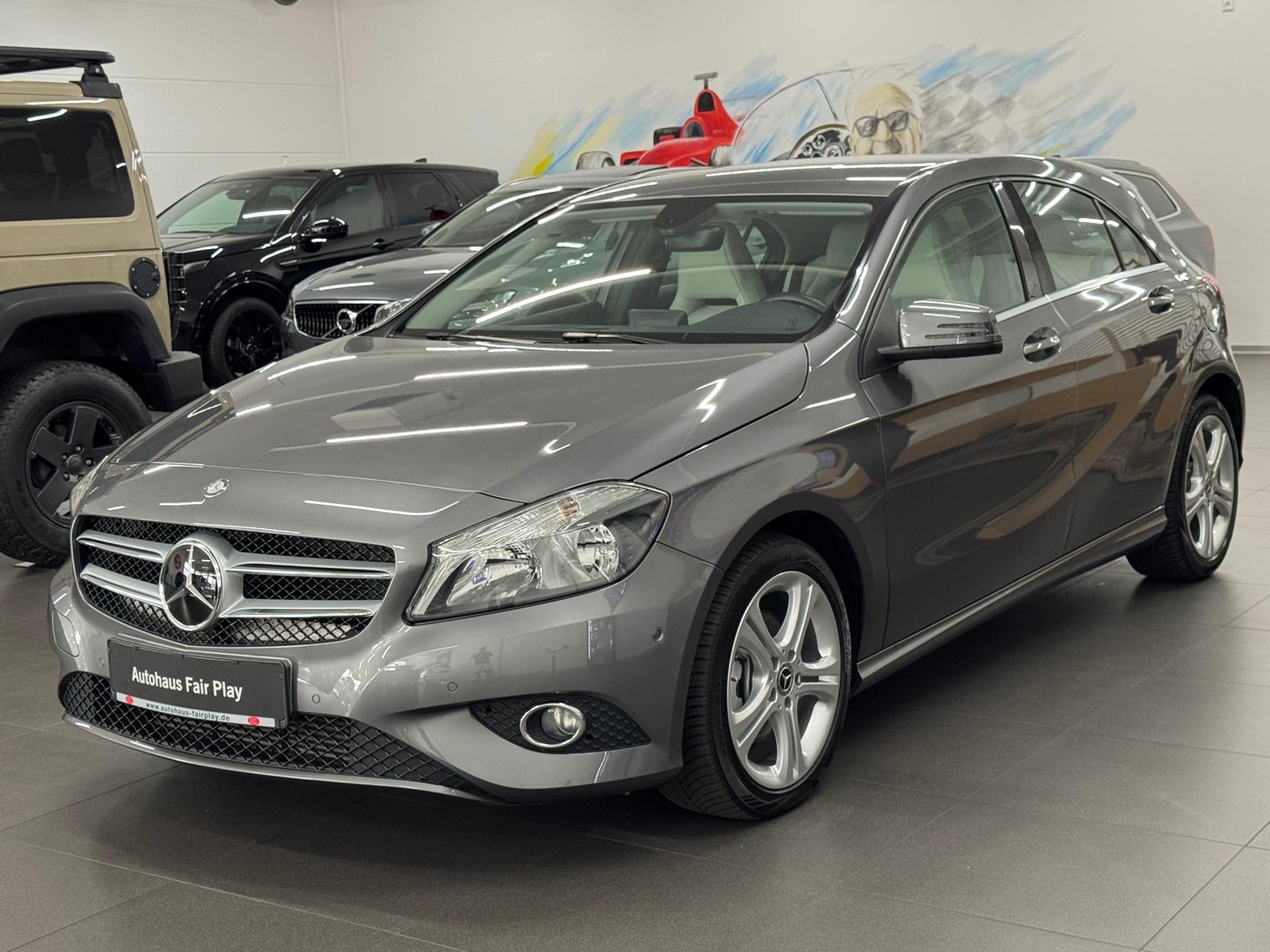 Mercedes-Benz A 180 Urban/SHZ/PDC/UNFALLFREI/2.HAND/TOP!