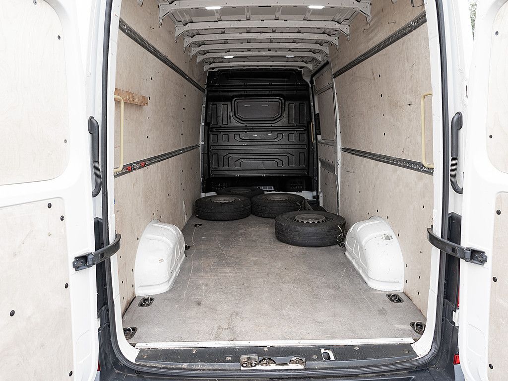 Fahrzeugabbildung Volkswagen Crafter 35 2.0 TDI Hoch Lang NAVI APP-CON. KAM.