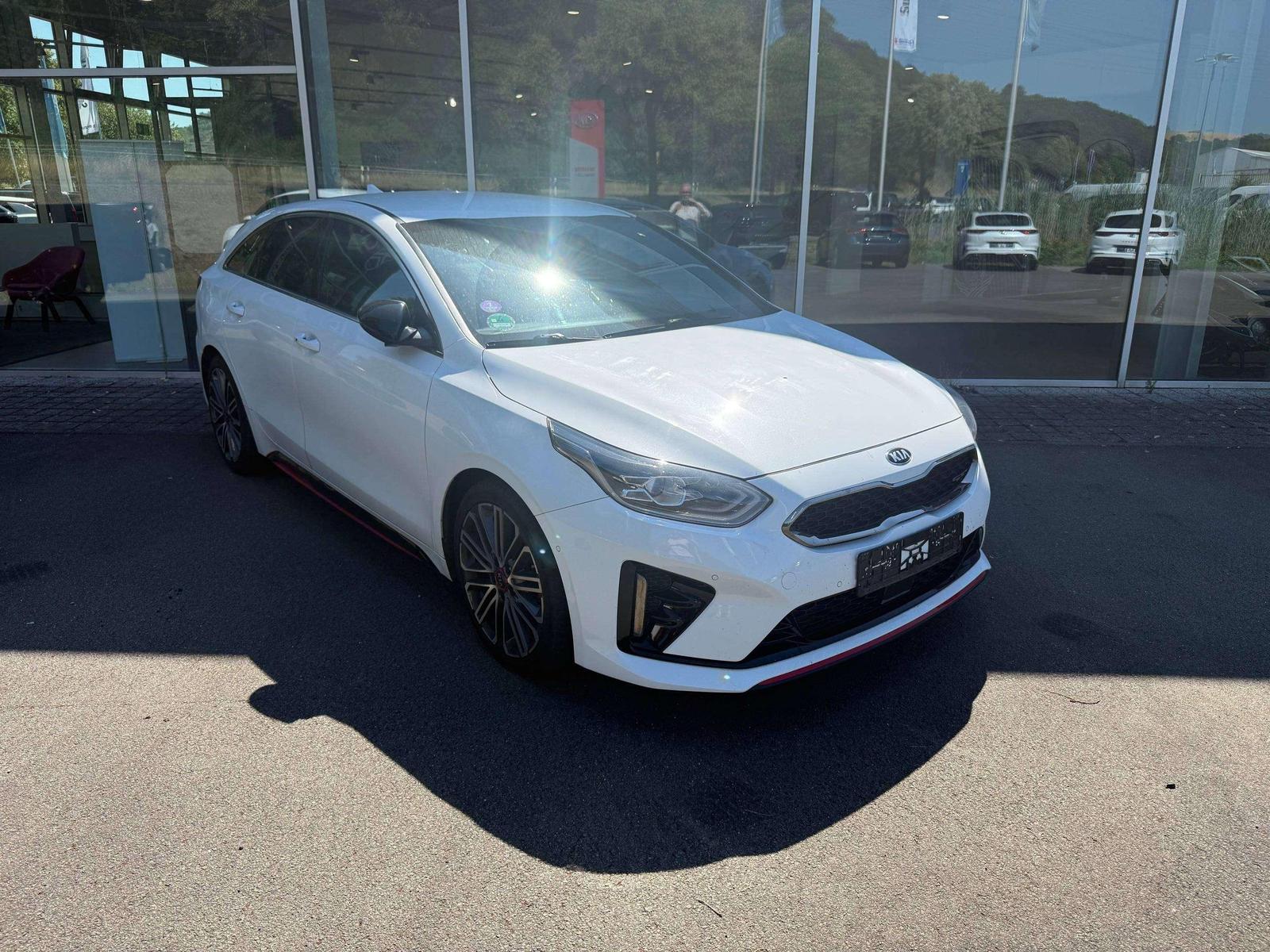 Kia ProCeed / pro cee d GT