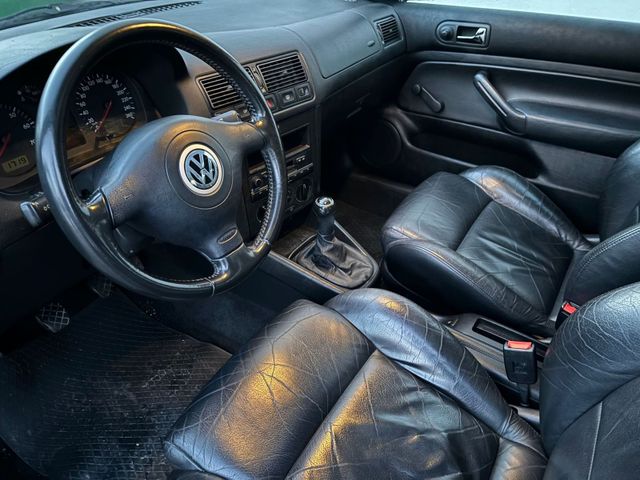 Volkswagen Golf 4 zu verkaufen