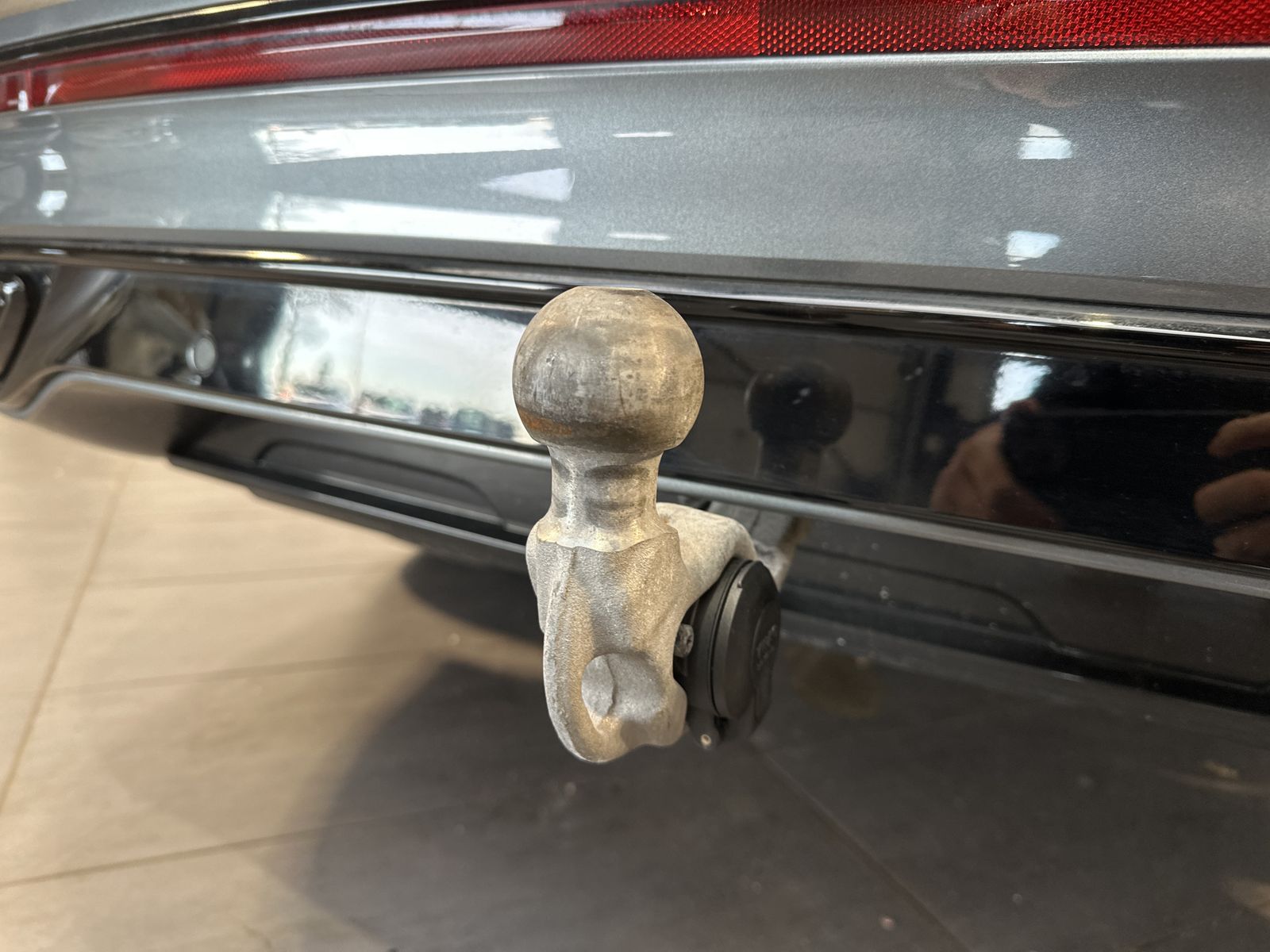 Fahrzeugabbildung Volkswagen Tiguan Allspace 2.0 TSI 4M DSG R-Line NAV+LED+VC