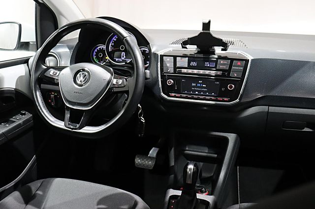 E-up! PDC KAMERA TEMPOMAT SHZ BT DAB Winterräder