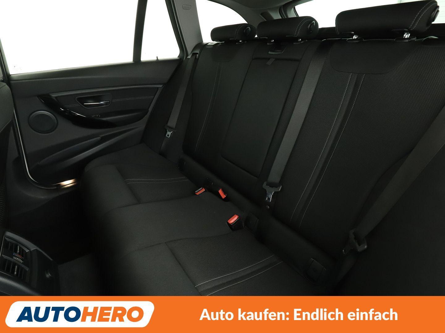 BMW 3er 320i xDrive Advantage Aut.*NAVI*TEMPO*PDC*