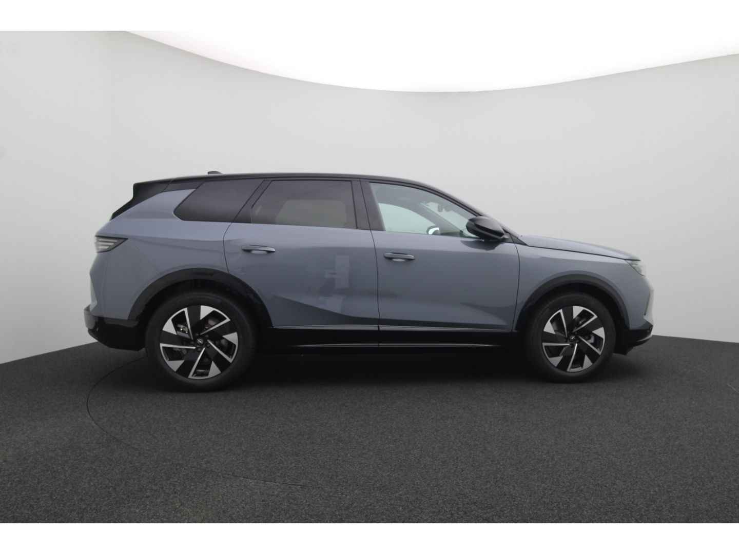 Fahrzeugabbildung Opel Grandland Electric 157 kW GS Tech Paket,Allwette