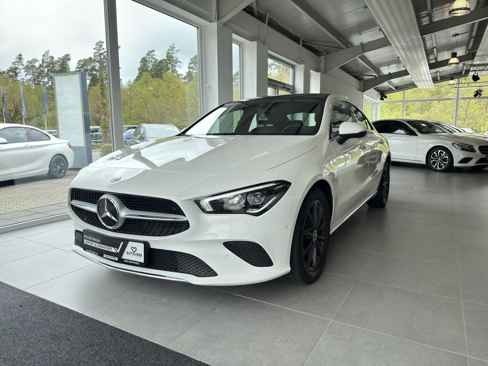 Mercedes-Benz CLA 200 Limousine LED*SHZ*MBUX*2HAND