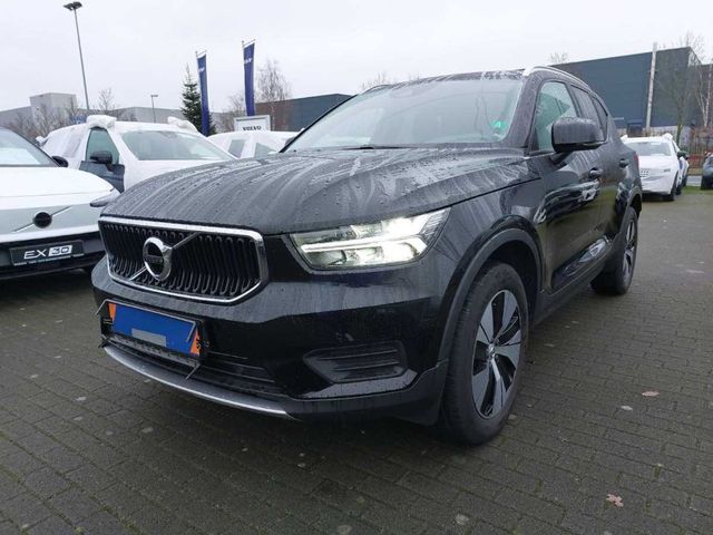 Volvo XC40 T3 Geartronic Momentum Pro|LEDER|NAVI|R-CAM