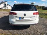 Volkswagen Passat Alltrack 2.0 TDI/DSG/4M/Matrix-LED - weiße Volkswagen Passat Alltrack
