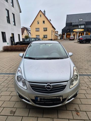 Opel Corsa D zu verkaufen  EZ 05/2007, 12...