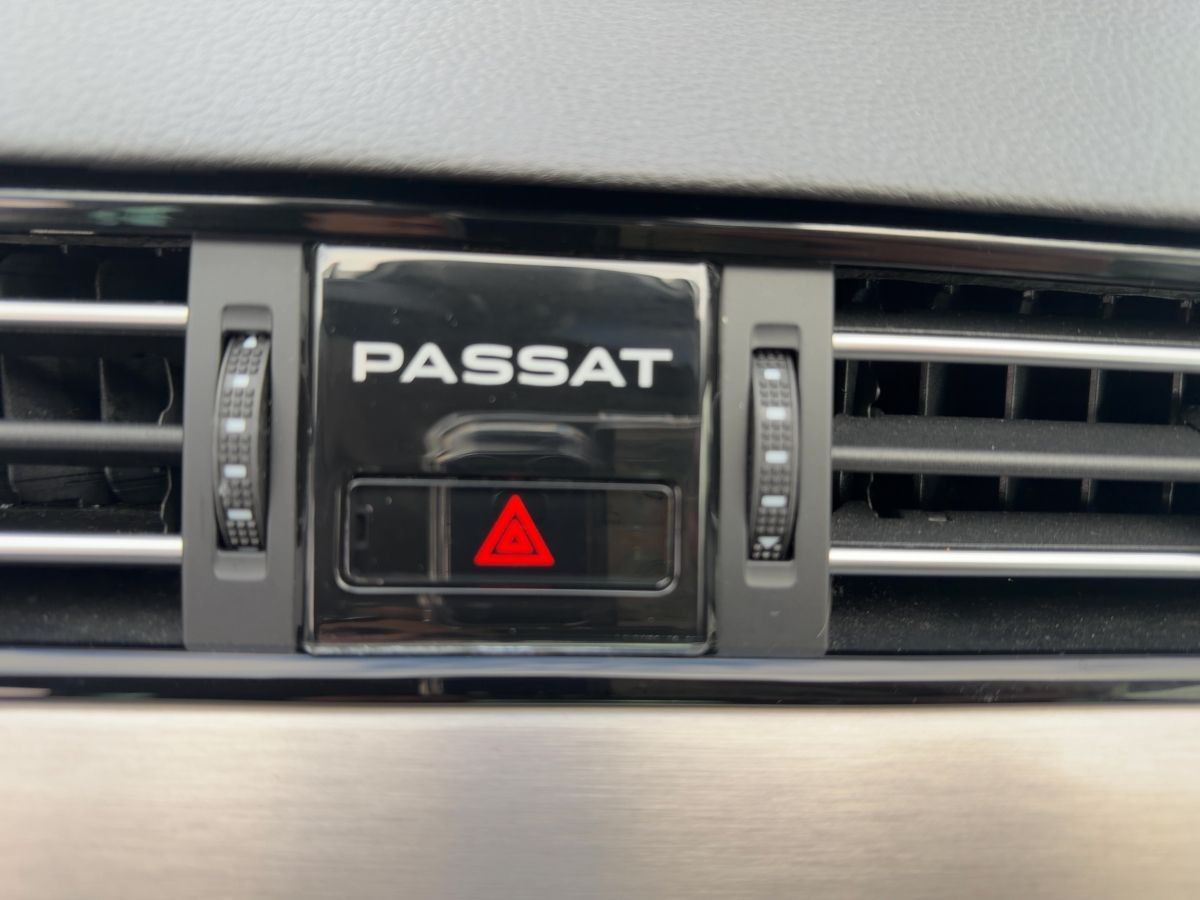 Volkswagen Passat Variant - Bild 16